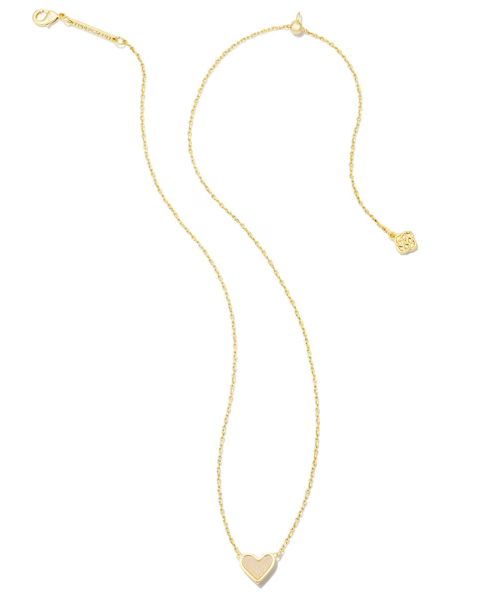 Framed Ari Heart Gold Short Pendant Necklace in Light Pink Drusy