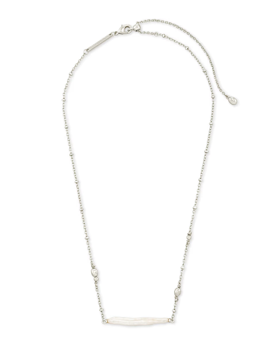 Eileen Silver Pendant Necklace in Freshwater Cultured Pearl