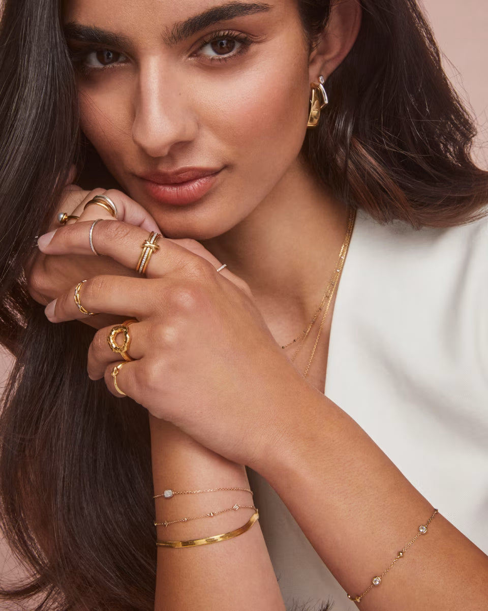 0.12 ct Michelle 14k Yellow Gold Delicate Bracelet in White Diamond
