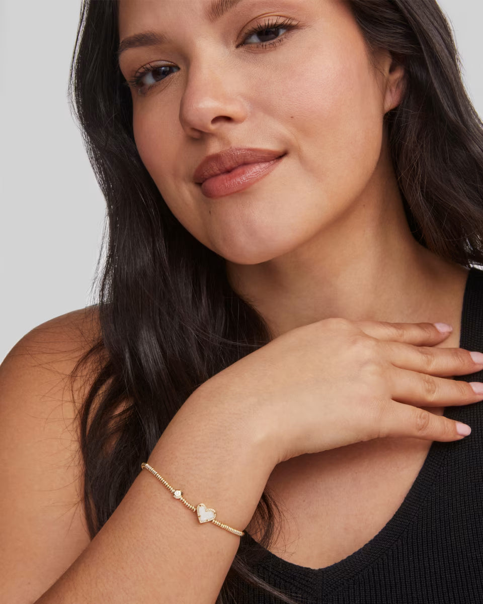 Ari Heart Gold Stretch Bracelet in Rose Quartz