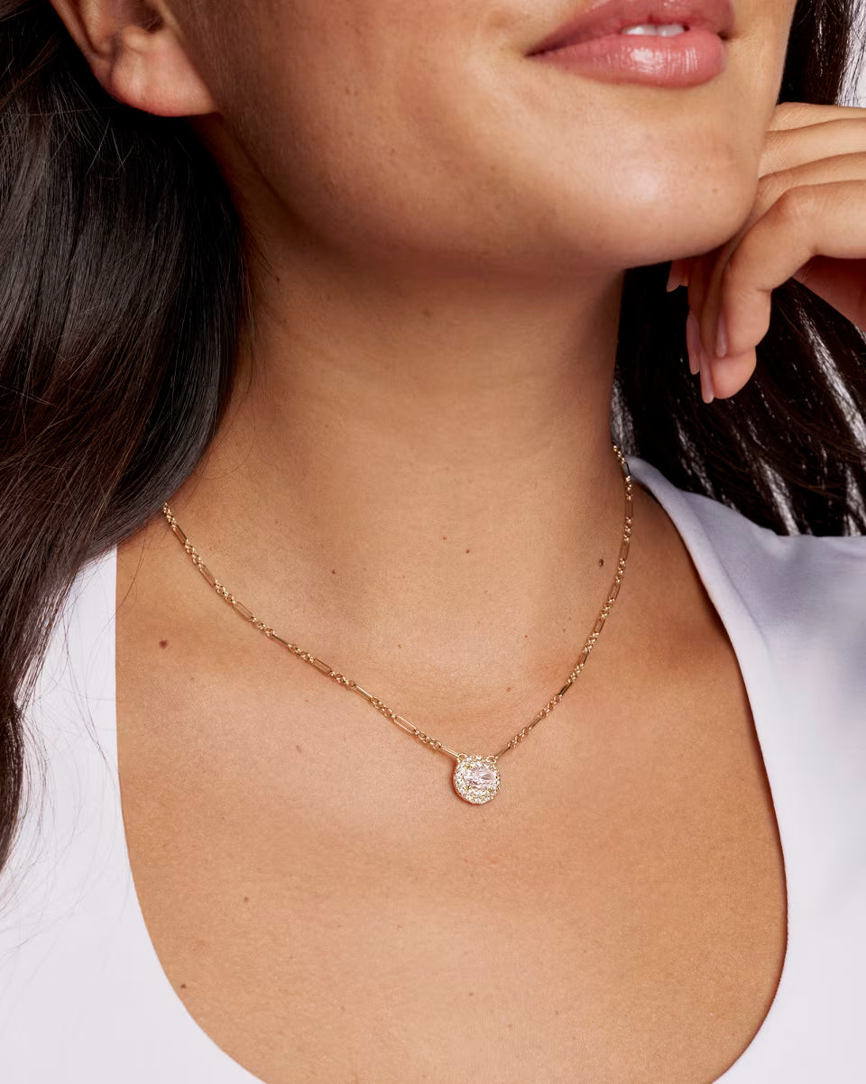 Bella Gold Short Pendant Necklace