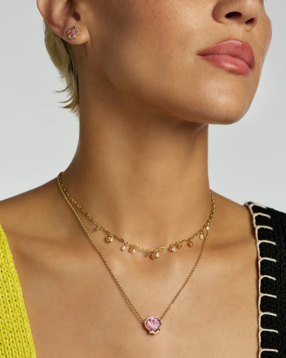 Brynne Shell Gold Short Pendant Necklace