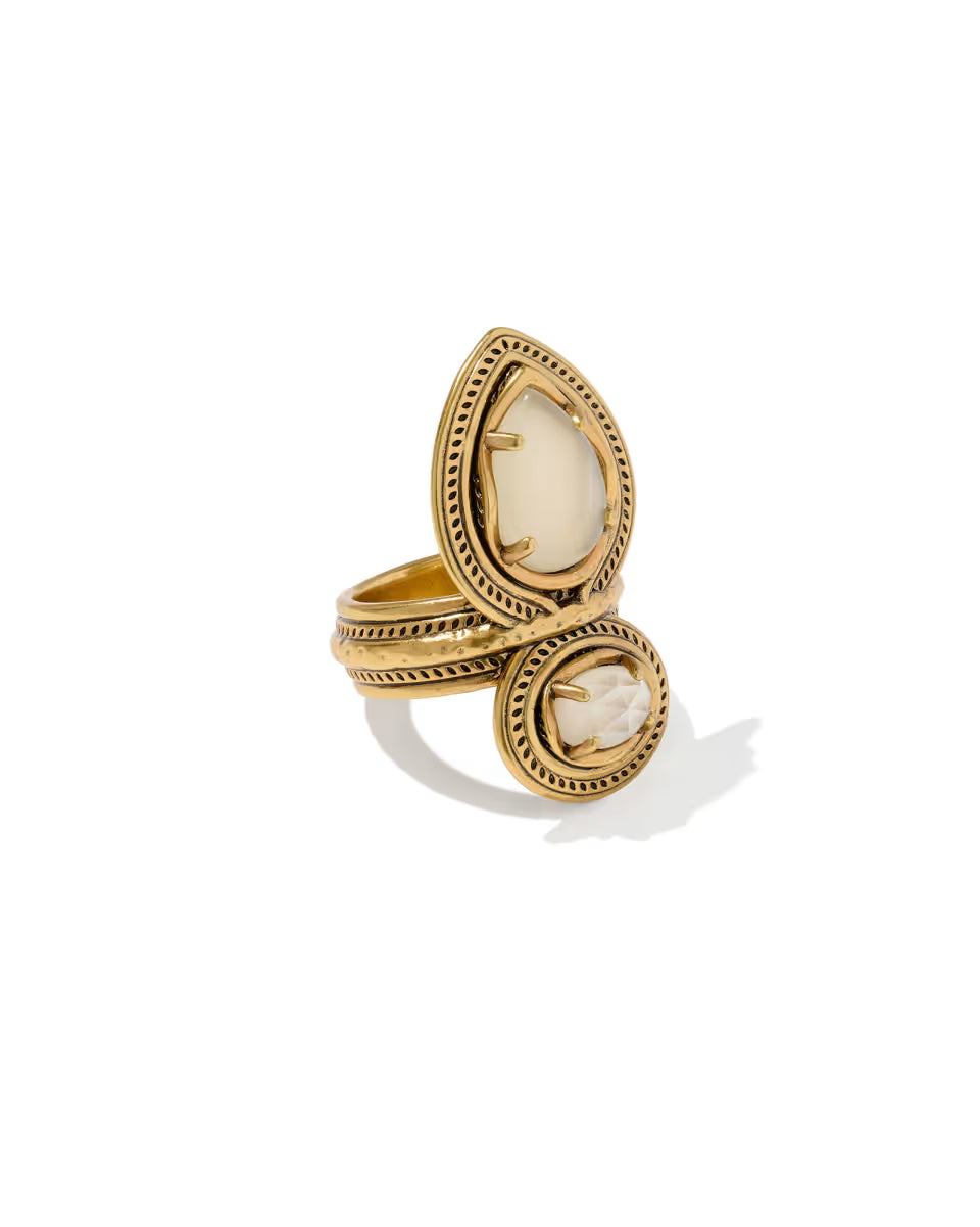 Tedi Vintage Silver Band Ring