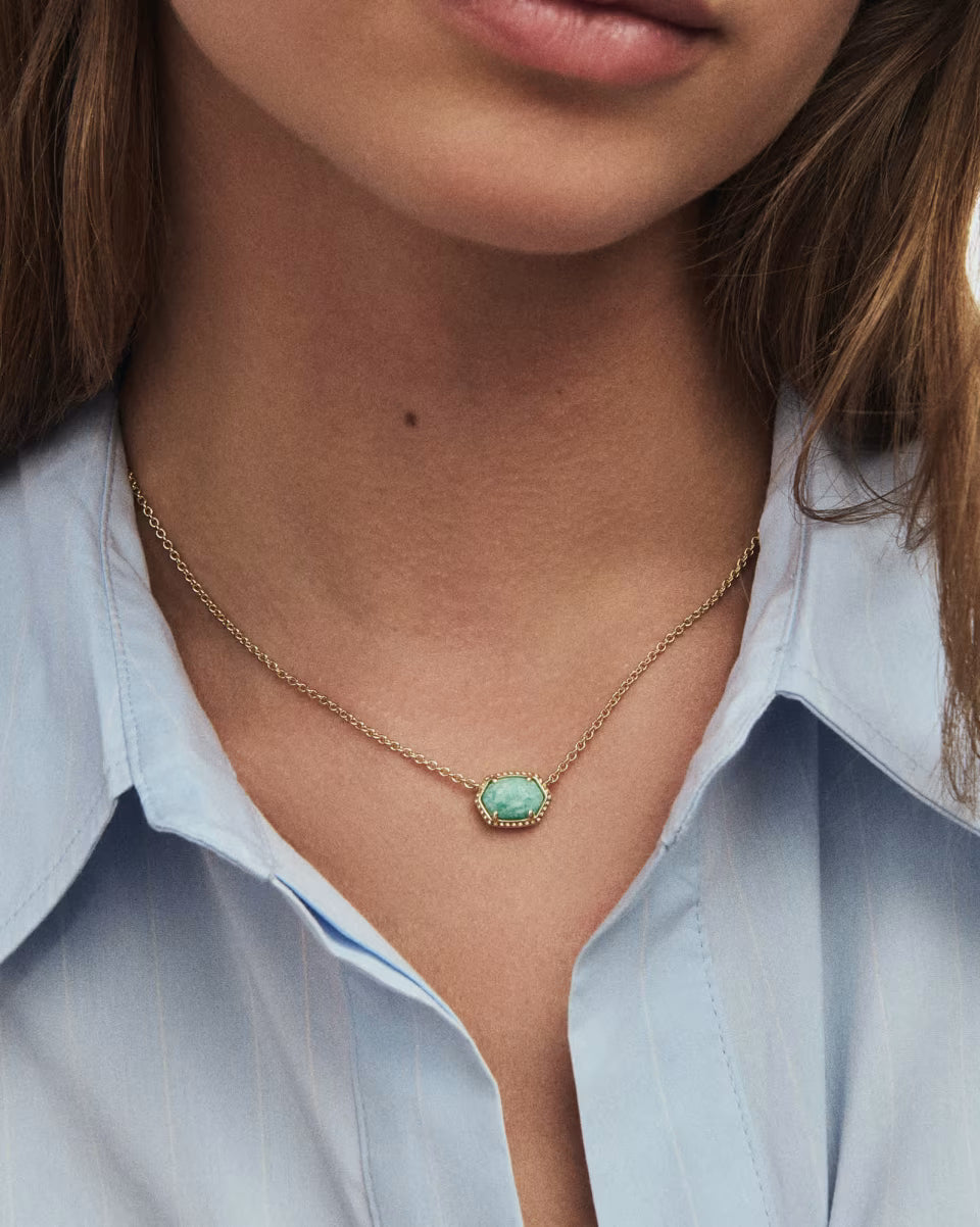 Daphne Gold Frame Short Pendant Necklace