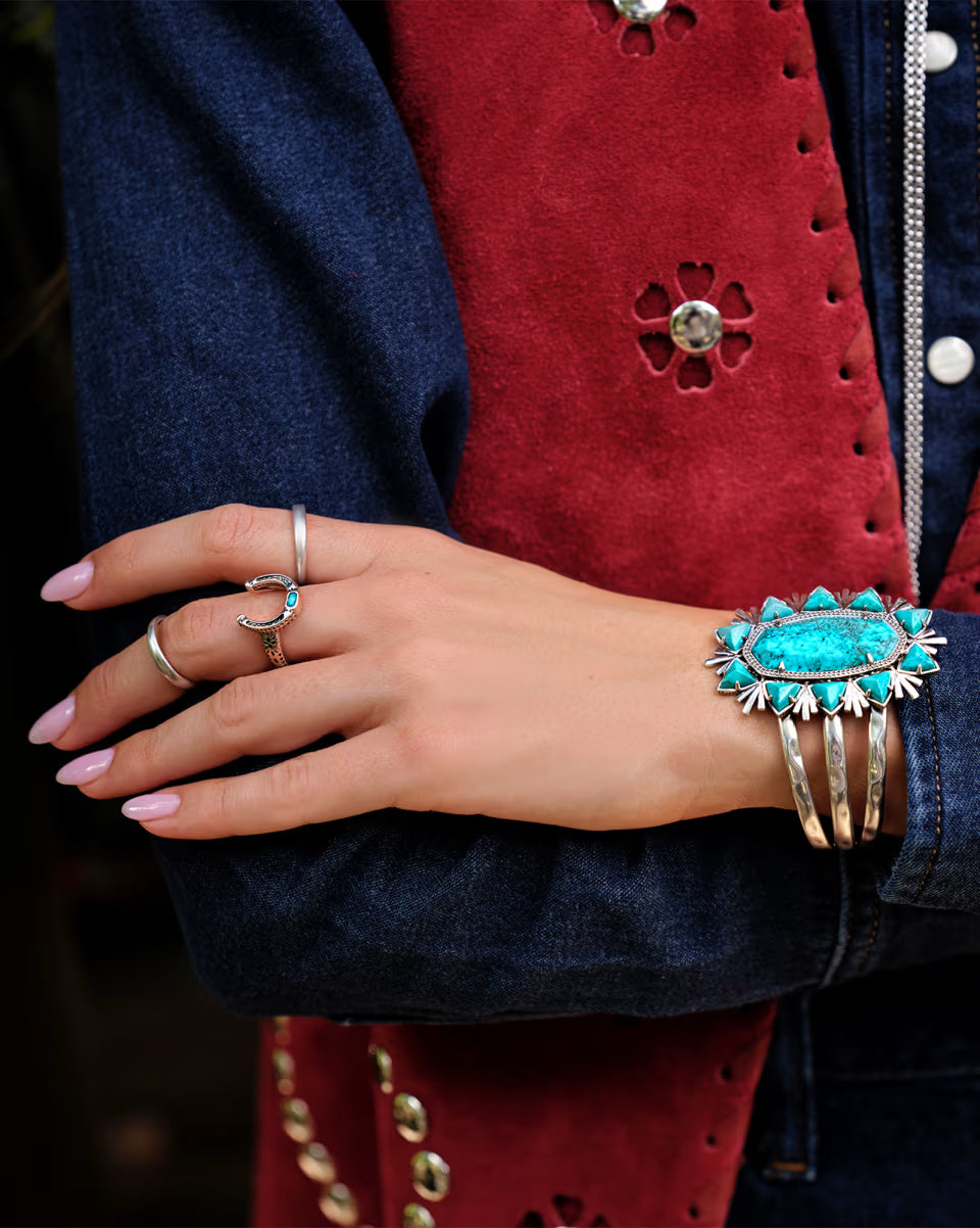 Noble Vintage Gold Horseshoe Cocktail Ring in Variegated Dark Teal Magnesite