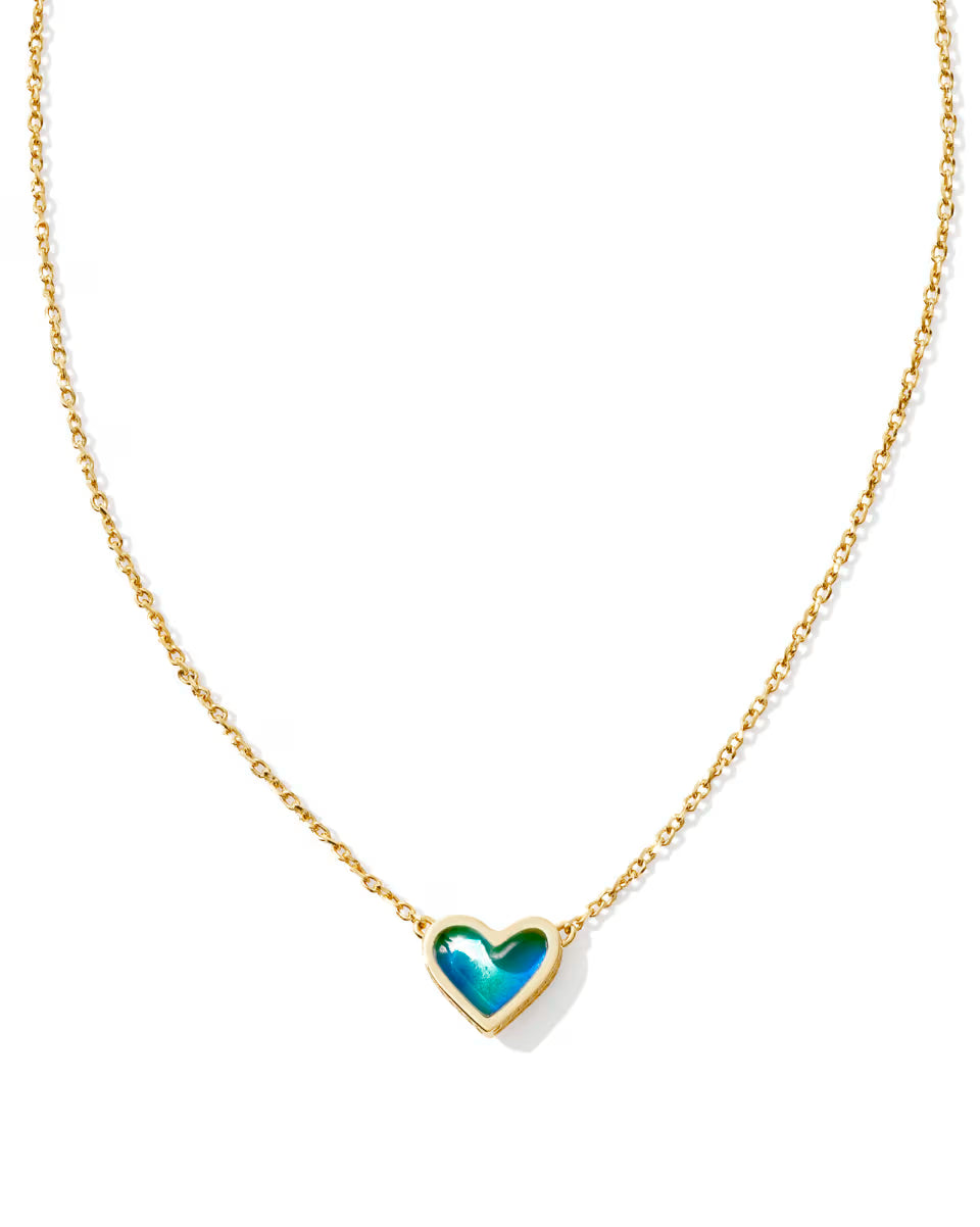 Framed Ari Heart Gold Short Pendant Necklace in Light Pink Drusy