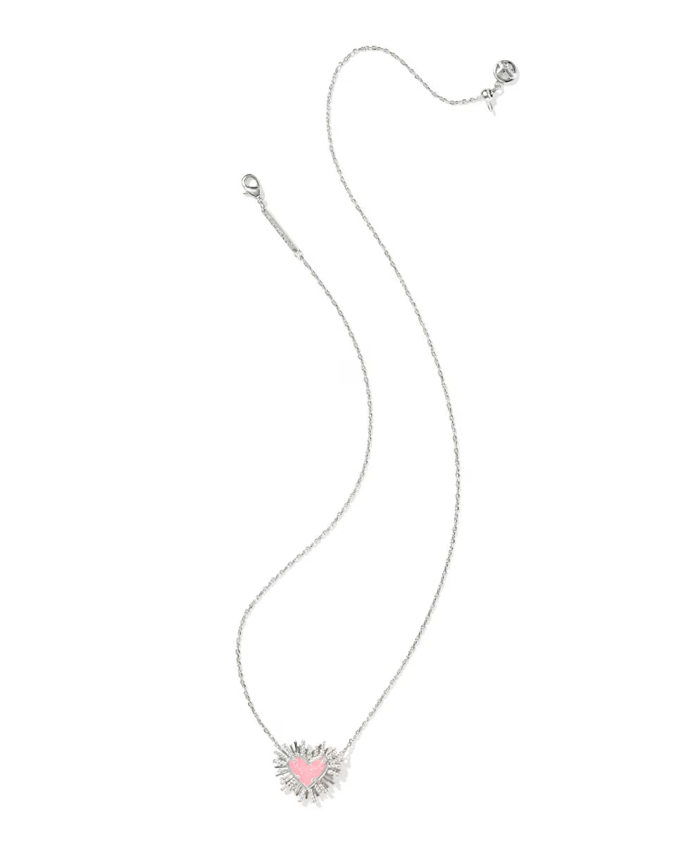 Dolly Parton x Kendra Scott Ari Heart Gold Short Pendant Necklace
