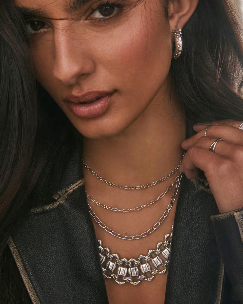 Merrick Chain Necklace in Gold