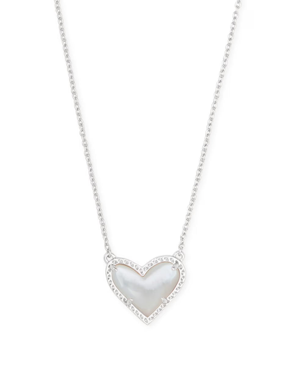 Ari Heart Silver Pendant Necklace in Ivory Mother-of-Pearl
