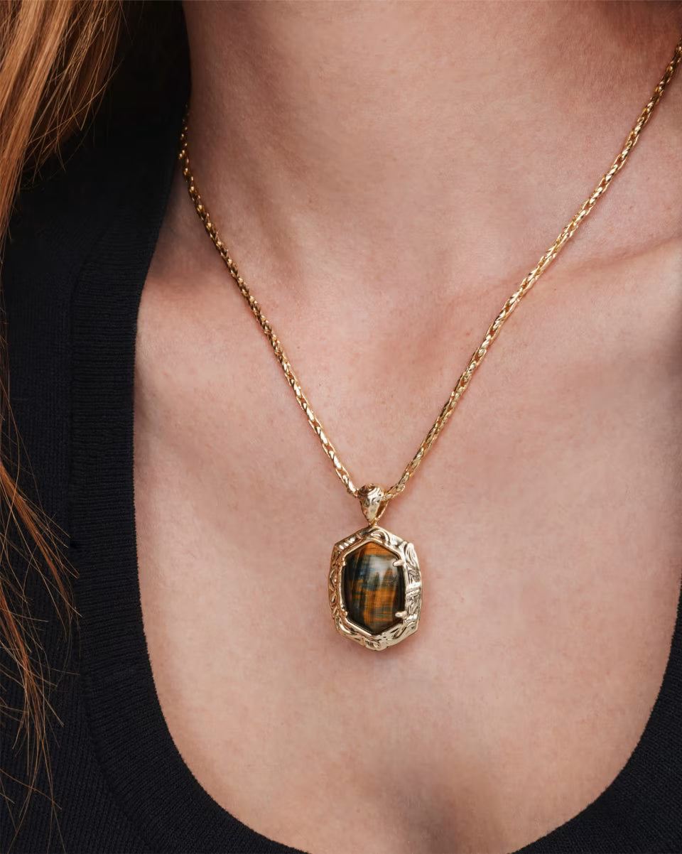 Tiger Striped Daphne Gold Small Long Pendant Necklace