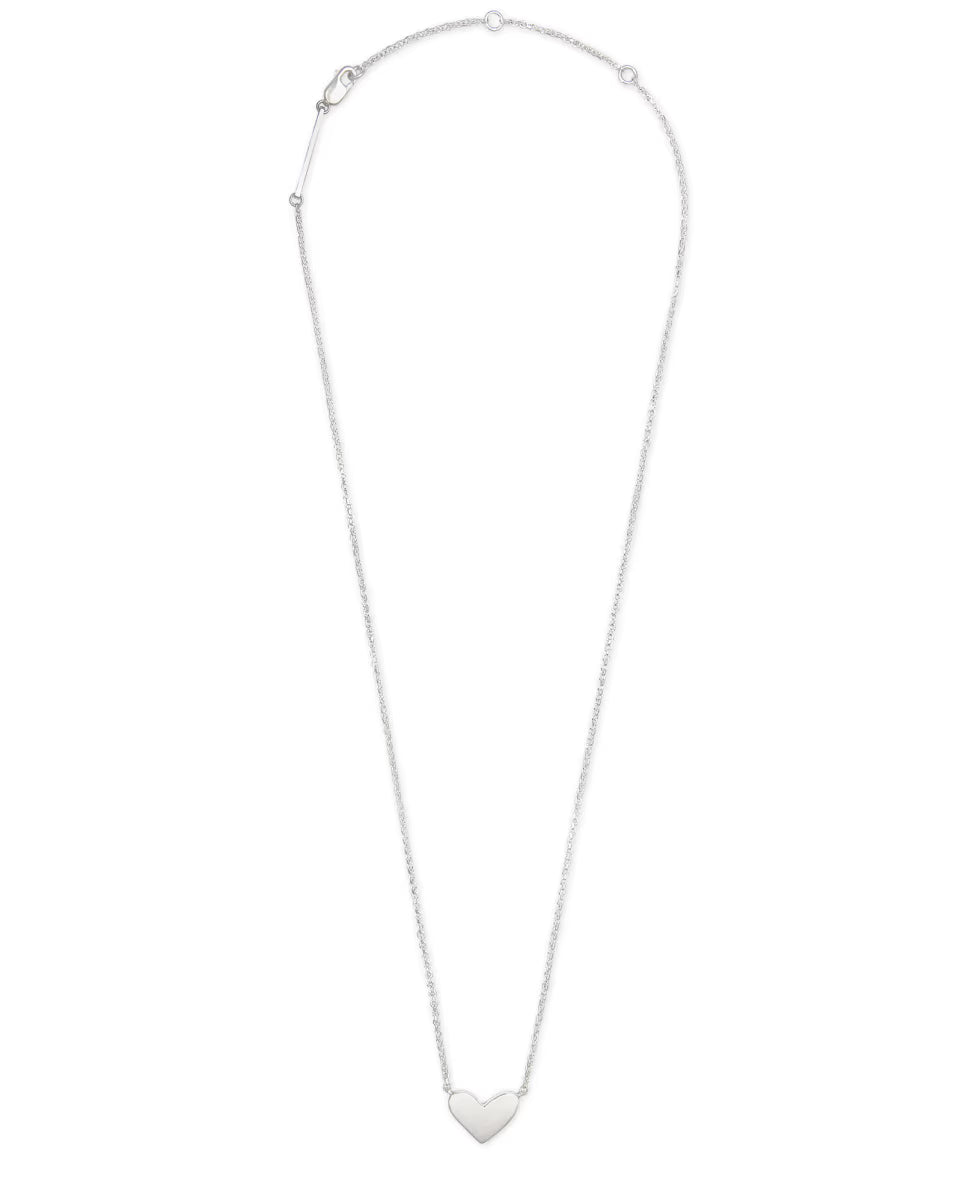 Ari Heart Pendant Necklace in 18k Gold Vermeil