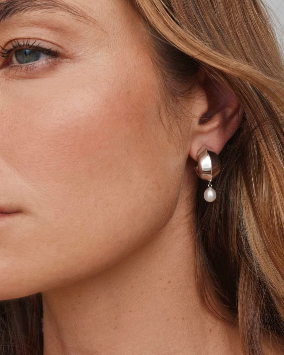 Oakland Pearl Gold Huggie Earrings